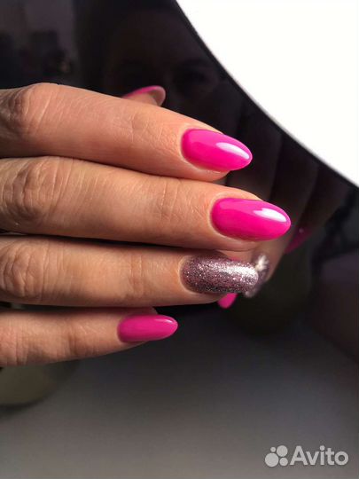 Маникюр и педикюр бесплатно