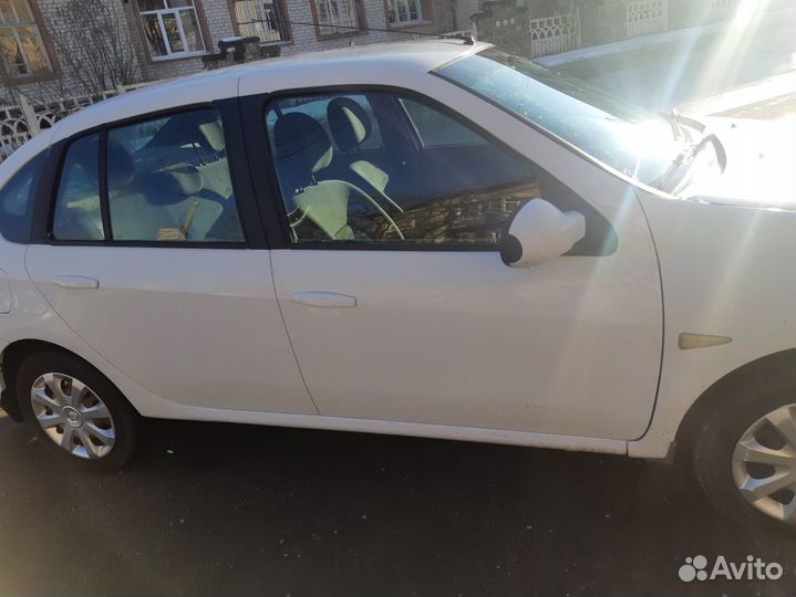 Renault Symbol 1.6 МТ, 2011, 200 000 км