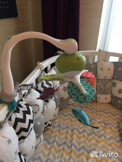 Игрушка на кроватку Tiny Love