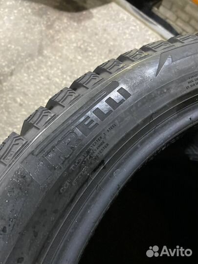 Pirelli Scorpion Ice Zero 2 285/40 R21