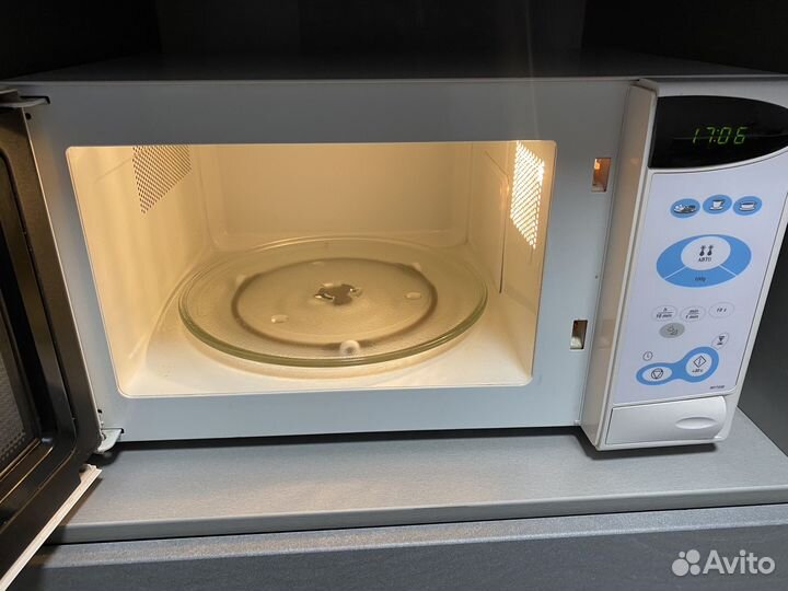 Микроволновая печь Samsung
