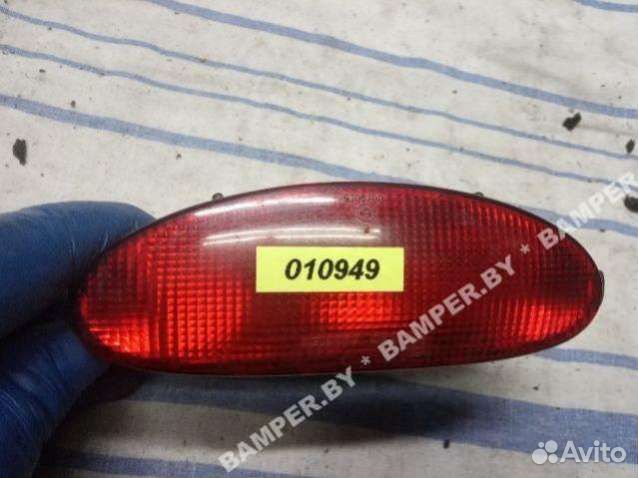 Дополнительный фонарь (Стоп-сигнал) Peugeot 206 1