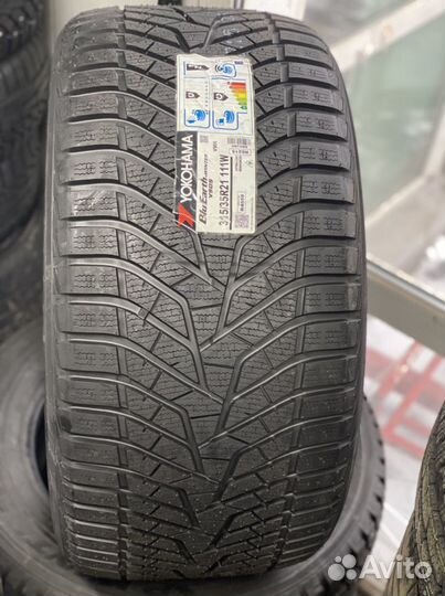 Yokohama W.Drive V905 275/40 R21