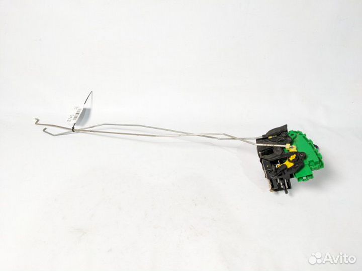 Замок двери задний левый Hyundai Solaris седан