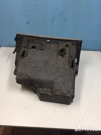 Бардачок peugeot 308