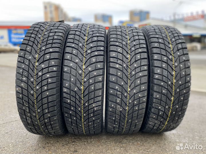 Armstrong Ski-Trac S 265/60 R18 114T