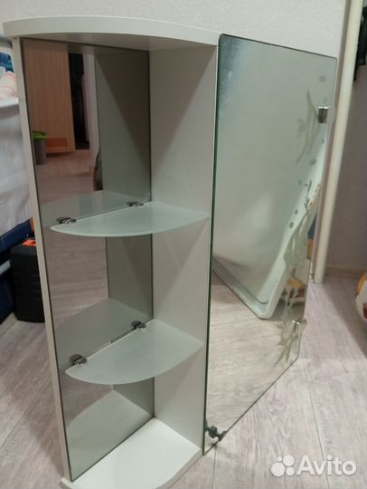 Полка для ванной