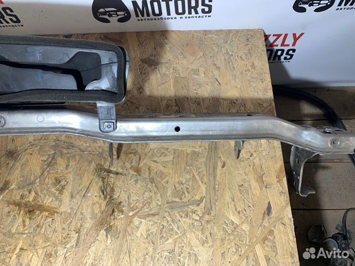 Усилитель торпедо Volkswagen Golf 1K BSE 2008