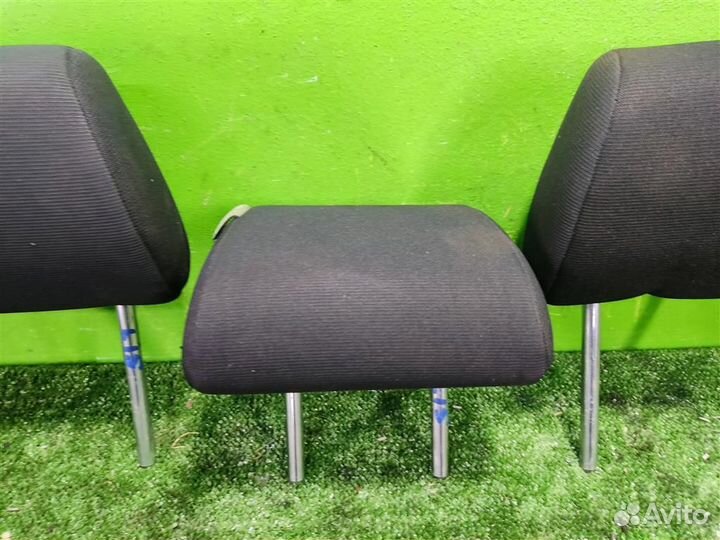 Подголовники задние Mazda 3 (BK) 2008