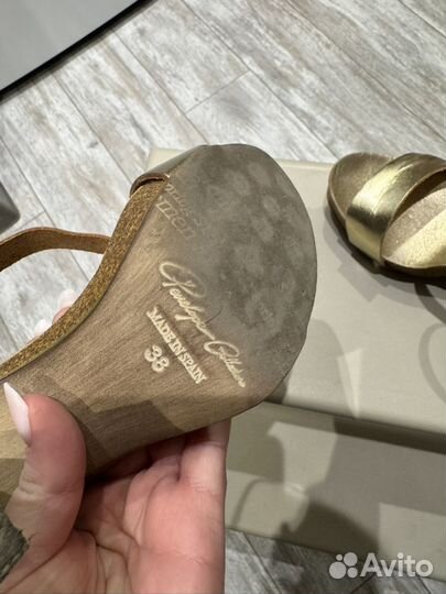 Босоножки натуральная кожа