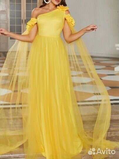 Вечернее платье