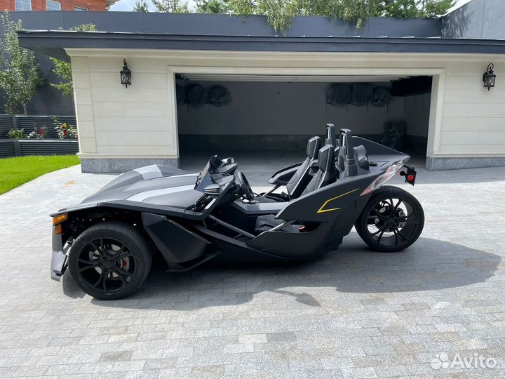 Polaris slingshot
