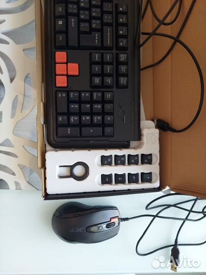 Игровая клавиатура и мышь a4tech
