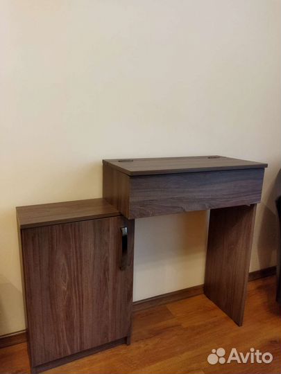 Туалетный столик