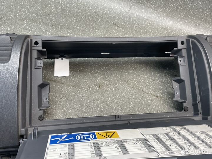 Приборная панель пассажир в сборе scania g250