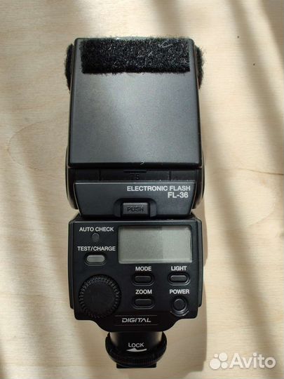 Накамерная вспышка Olympus FL-36