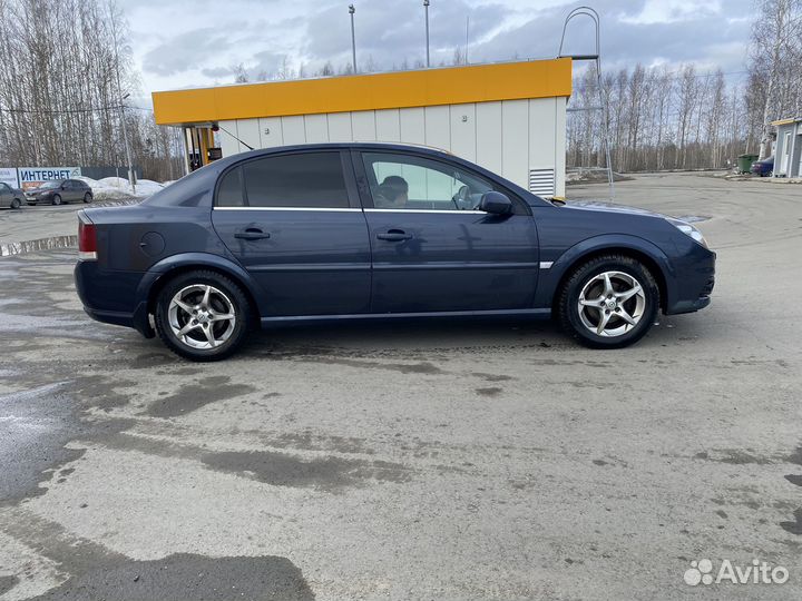 Opel Vectra 1.8 МТ, 2008, 200 000 км