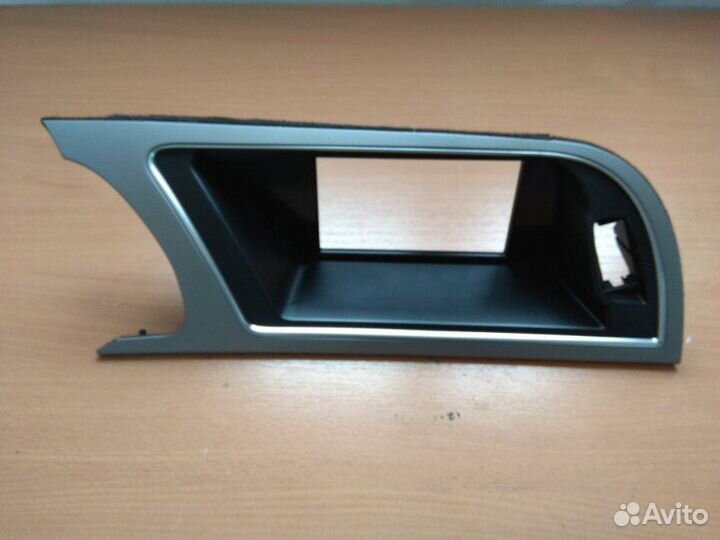 Накладка на торпедо (панели) Audi Q5 2008-2017