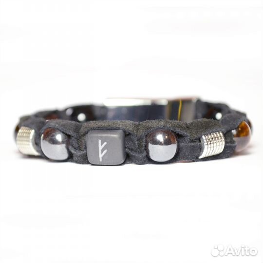 Браслет с руной из натуральных камней