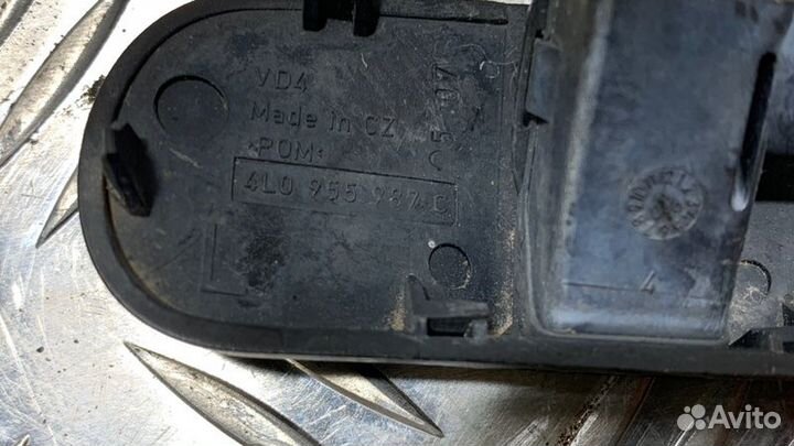 Форсунка омывателя лобового стекла Audi Q7 4LB