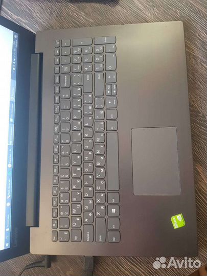 Ноутбук Lenovo