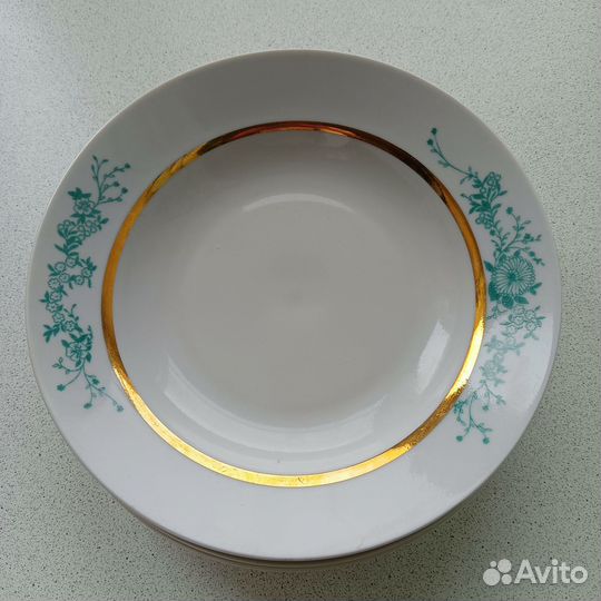 Тарелки, селедочницы, вазы