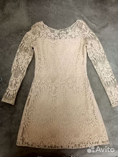 Платье праздничное