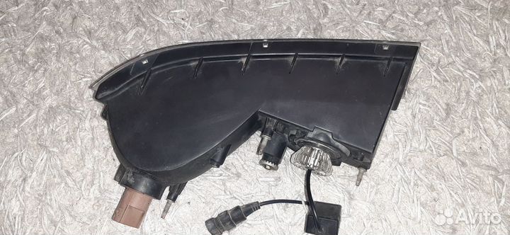 Противотуманные фары на Кадилак эскалейд 3 2008