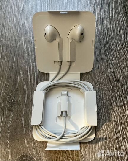 Наущники EarPods, Оргинал 100(Lighting)