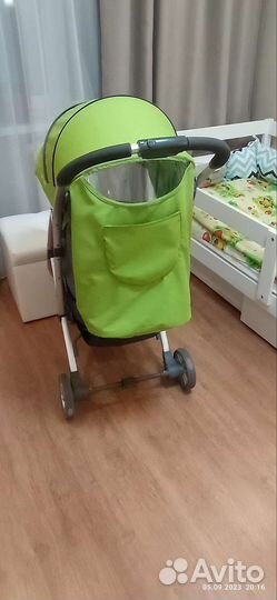 Коляска прогулочная