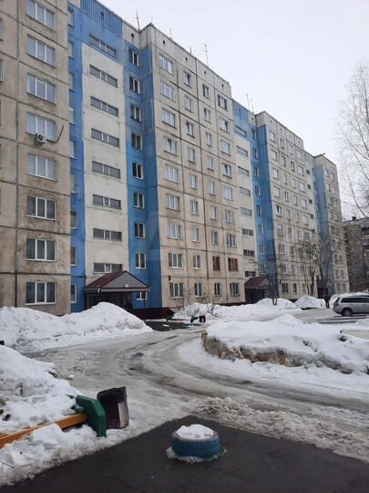 2-к. квартира, 57 м², 1/9 эт.