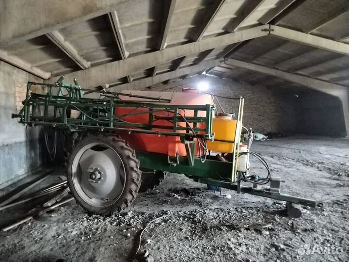 Опрыскиватель прицепной