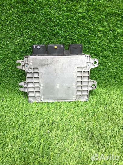 Блок управления двс Nissan X-Trail