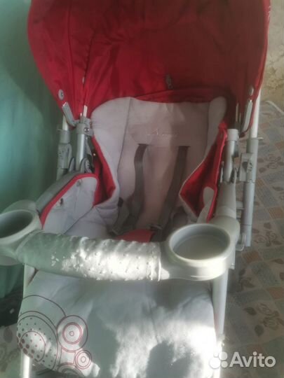 Прогулочная коляска