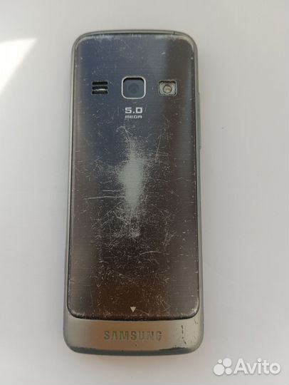 Телефон Samsung GT-S5610