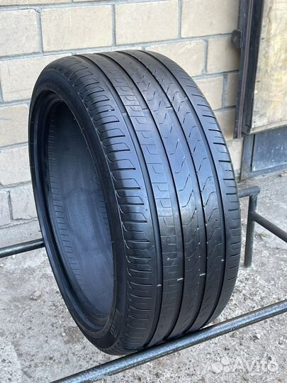 Pirelli Cinturato P7 275/35 R19 100Y