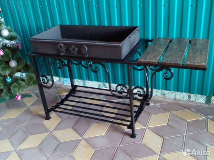 Шашлычница садовая