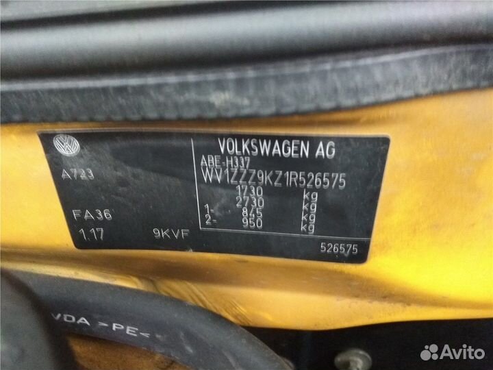 Разбор на запчасти Volkswagen Caddy