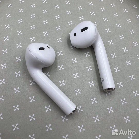 Правый наушник для AirPods 2 оригинал