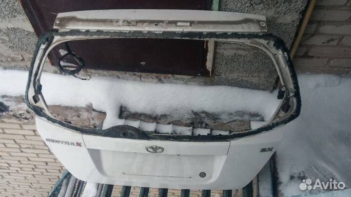 Chevrolet Aveo 2003-2008 год t250 крышка багажника
