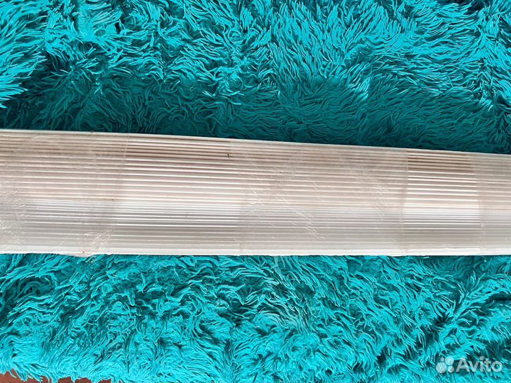 Плитки потолочные и плинтуса