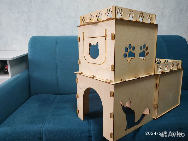 Домик для кошки деревянный