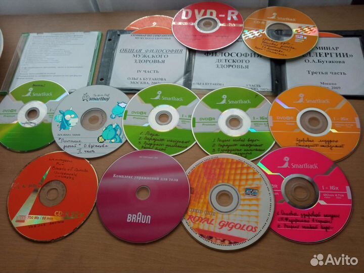 Диски, видеокассеты бу