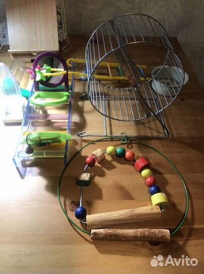 Игрушки для попугая