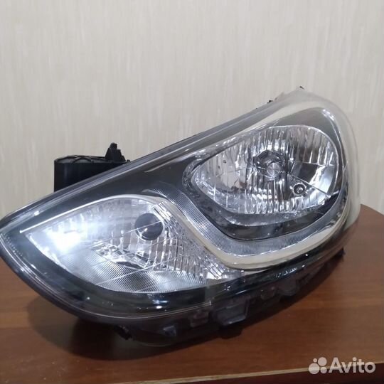 Продам фары для Hyundai Solaris 1поколения
