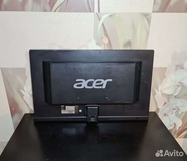 Монитор Acer P196HQV