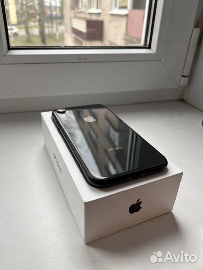 iPhone Xr, 64 ГБ