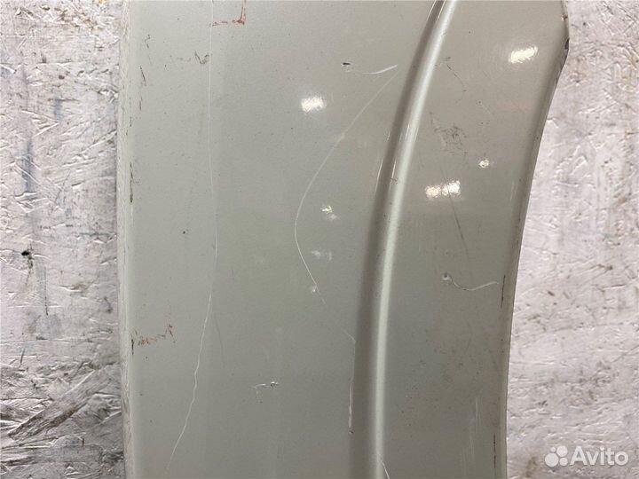 Крыло Mitsubishi Endeavor, 2006