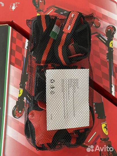 Защиты для самоката, роликов Ferrari, новые