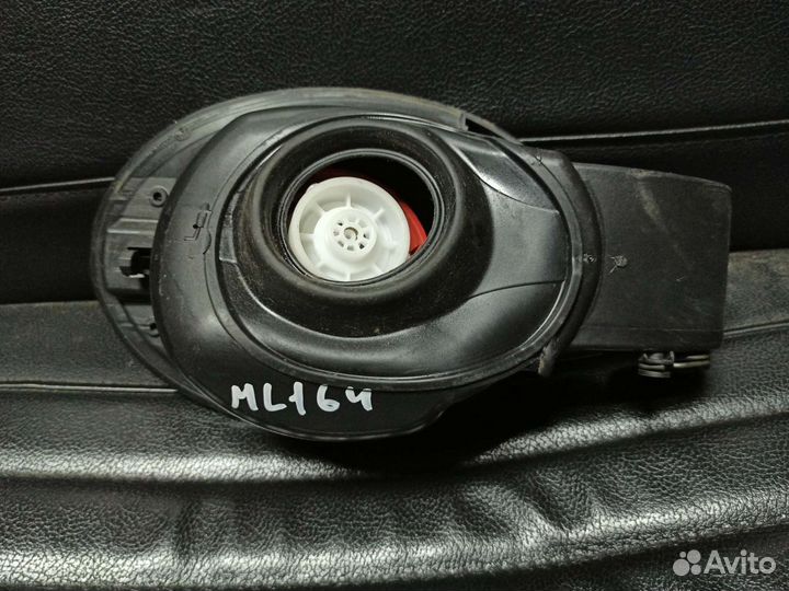 Мерседес Мл 164 лючок бензобака